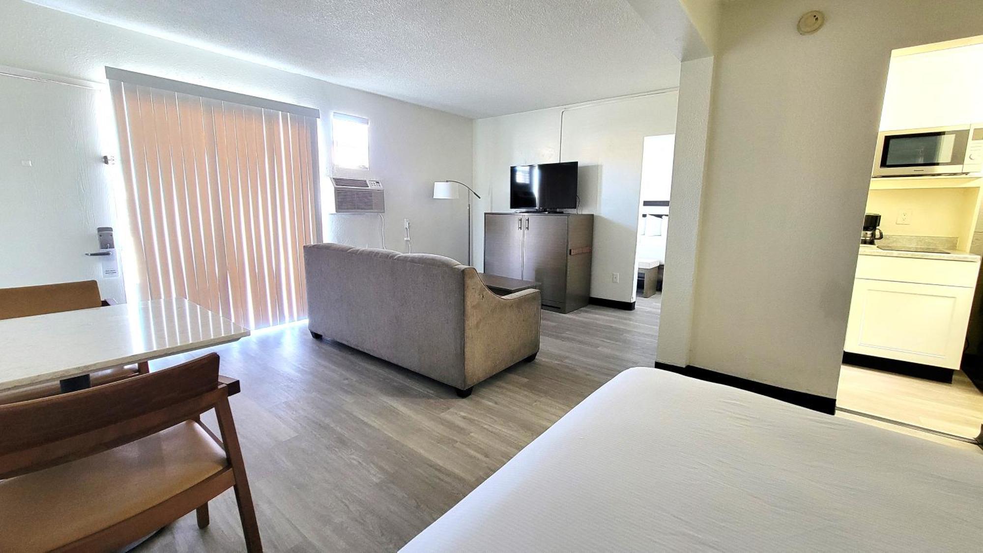 Mc Pacific Inn & Suites Torrance Kültér fotó